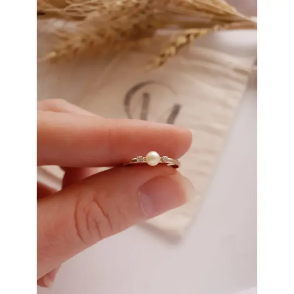 anel de pérola em ouro maciço