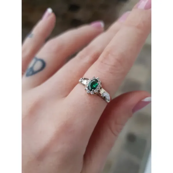 Anel de formatura C146 em ouro maciço