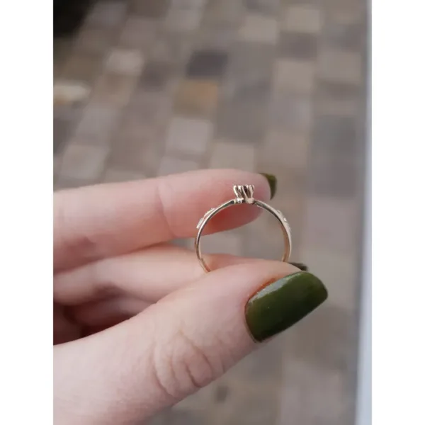 Anel no curso de Letras C164 em ouro maciço